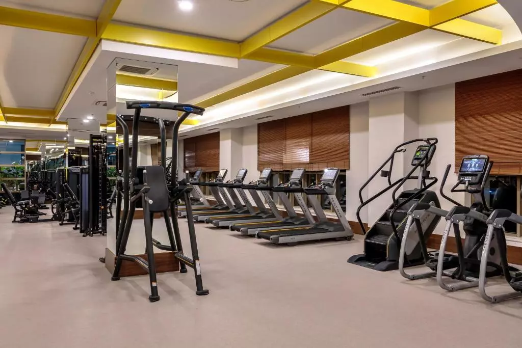 هتل سانیز افس رویال پالاس ریزورت اند اسپا